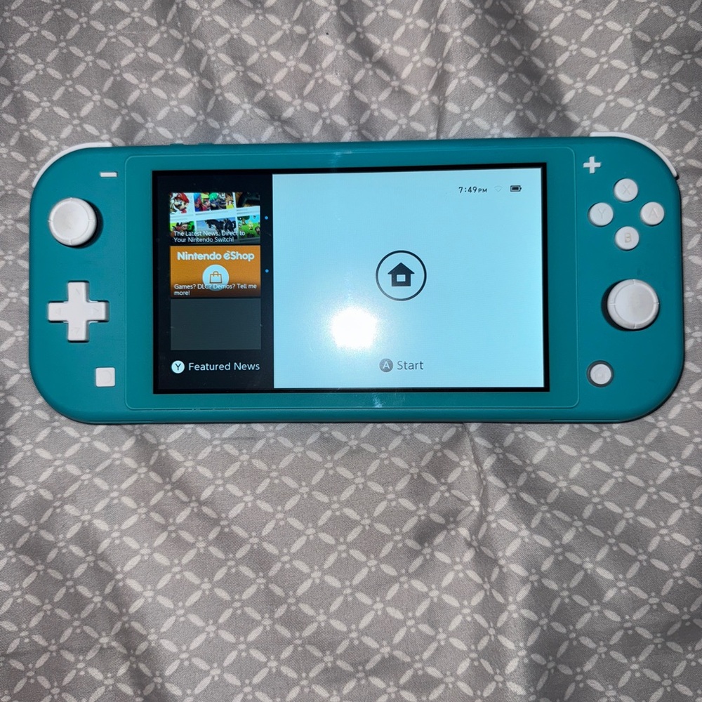 Nintendo Handheld Console - Teal